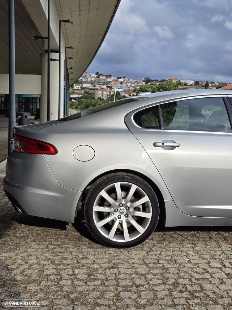 Jaguar XF 3.0 D V6 S Premium Luxury - 18