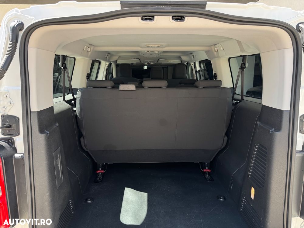 Opel Vivaro Lang Flexcab - 22