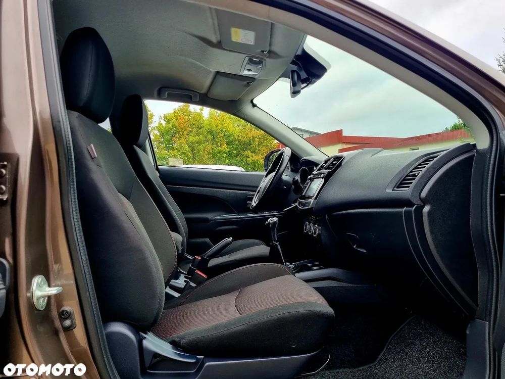 Mitsubishi ASX 1.6 Invite - 11