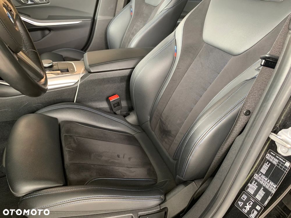 BMW Seria 3 320d xDrive M Sport - 6