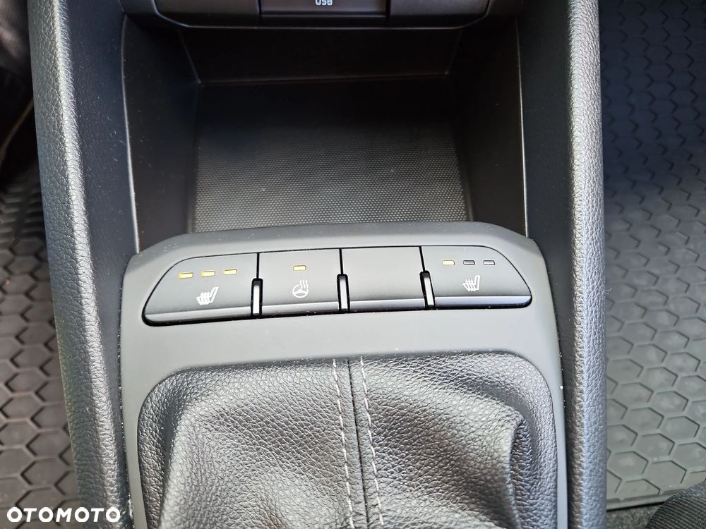 Kia Stonic 1.0 T-GDI M - 25