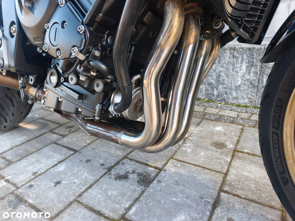Yamaha FZ - 13