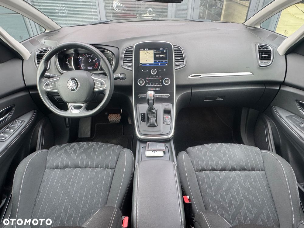 Renault Scenic - 22