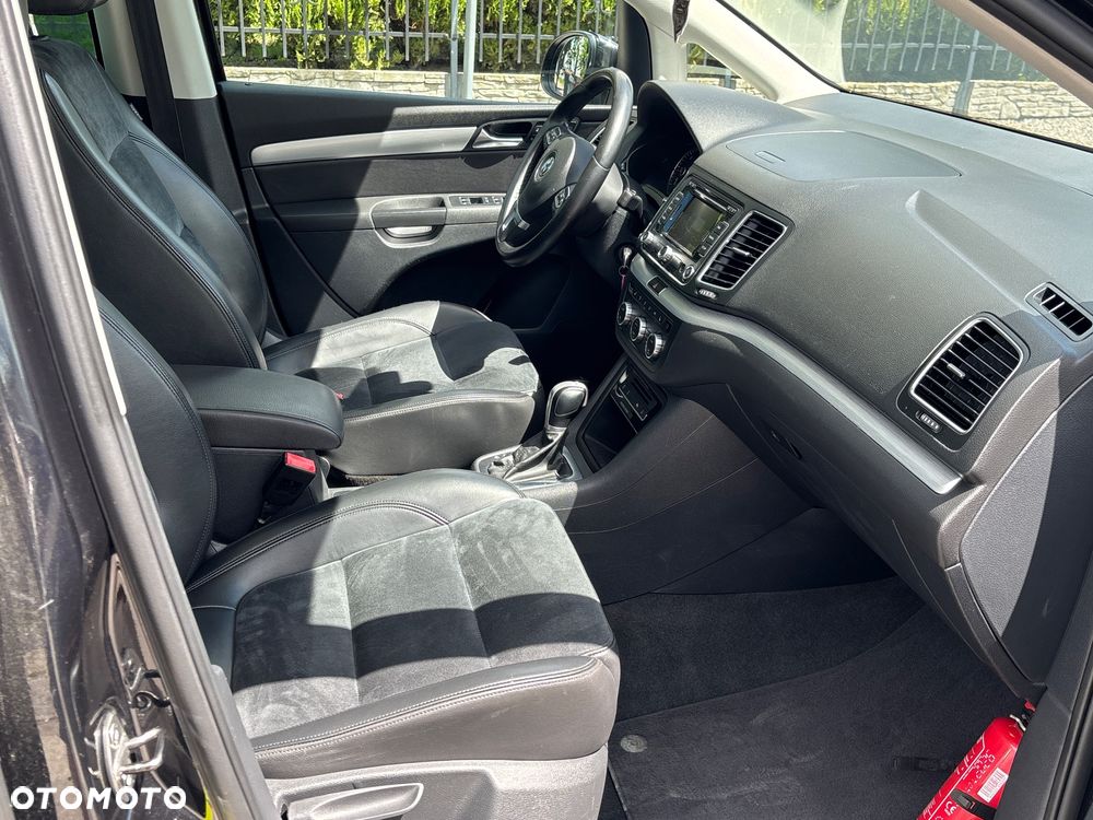 Volkswagen Sharan 2.0 TDI DSG Blue Motion Highline - 23