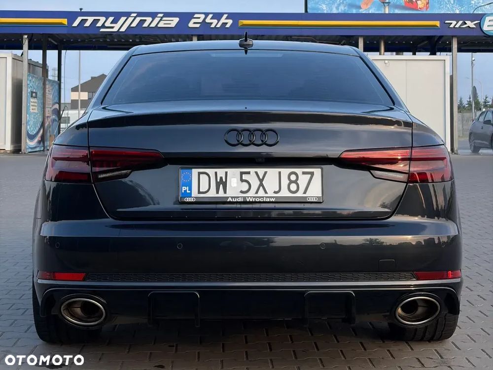 Audi A4 Limousine - 6