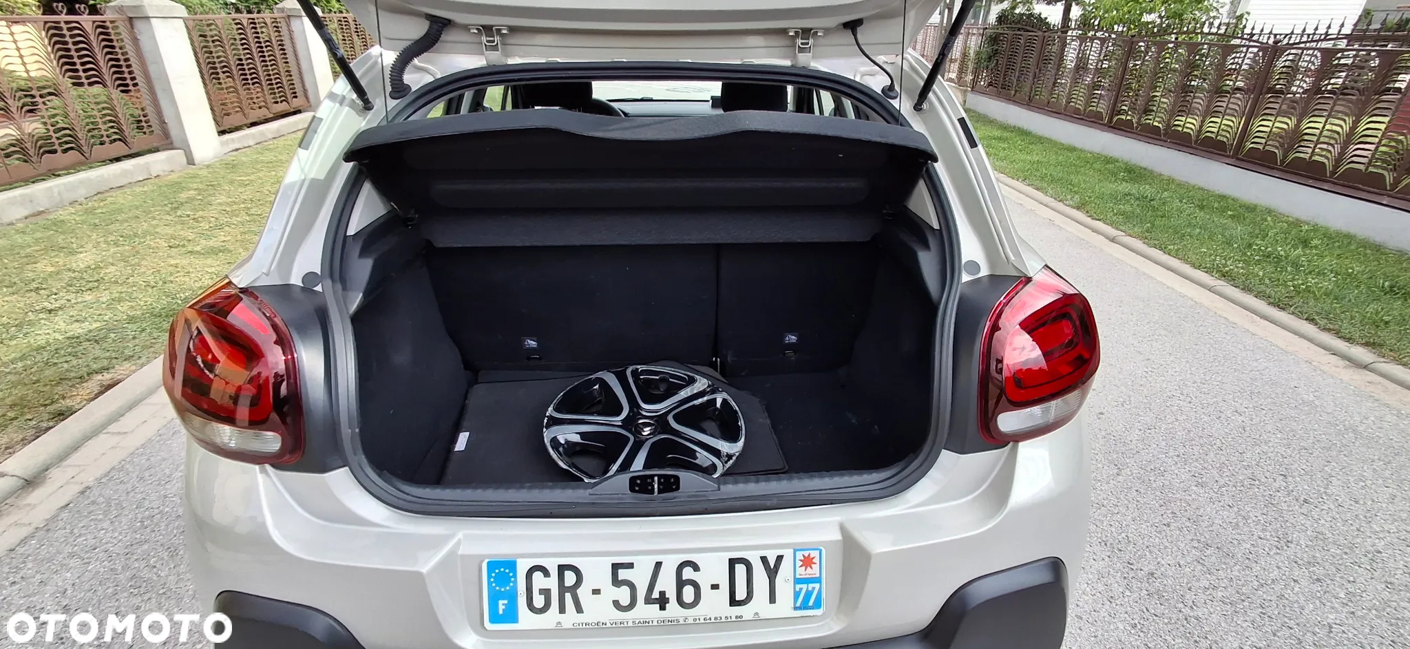 Citroën C3 1.2 PureTech C-Series - 16