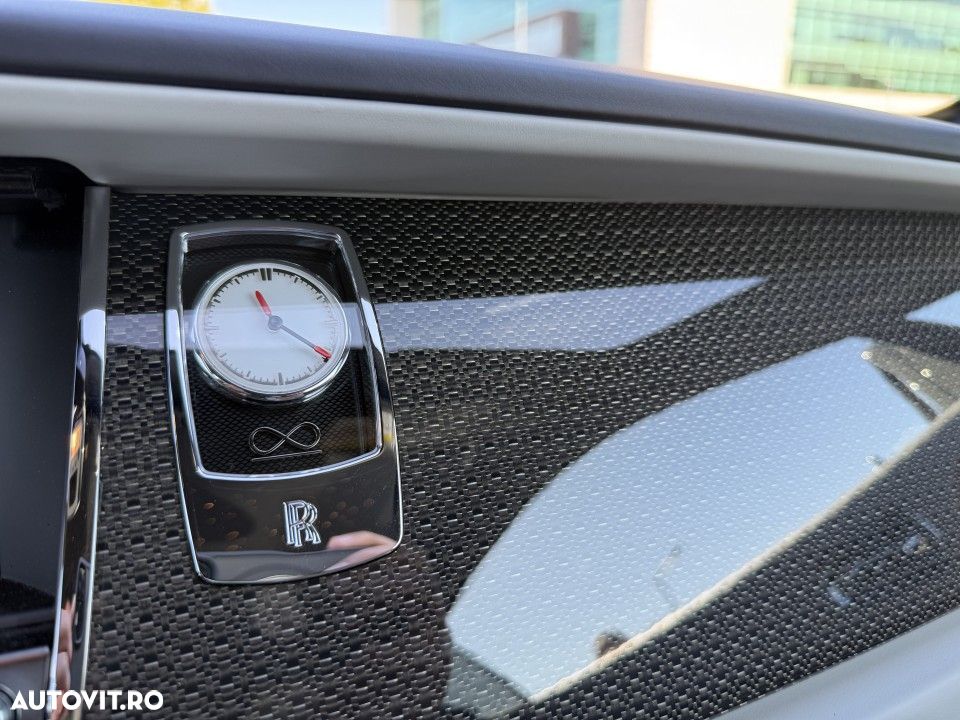 Rolls-Royce Wraith - 26