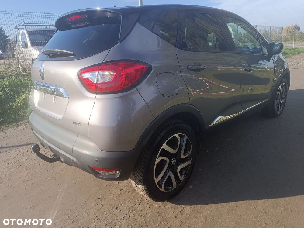 Renault Captur - 19