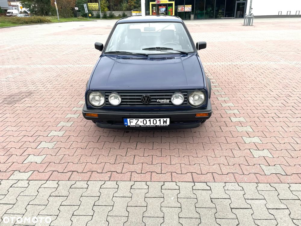 Volkswagen Golf 1.6 CL TDLLK TD - 2