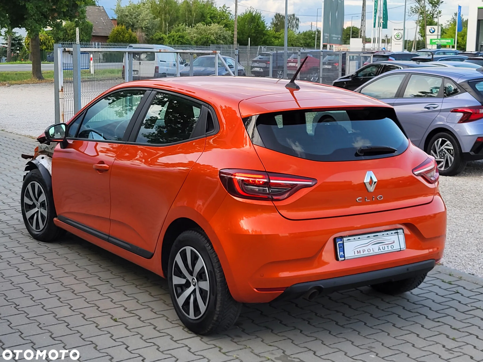 Renault Clio 1.0 TCe Equilibre - 4