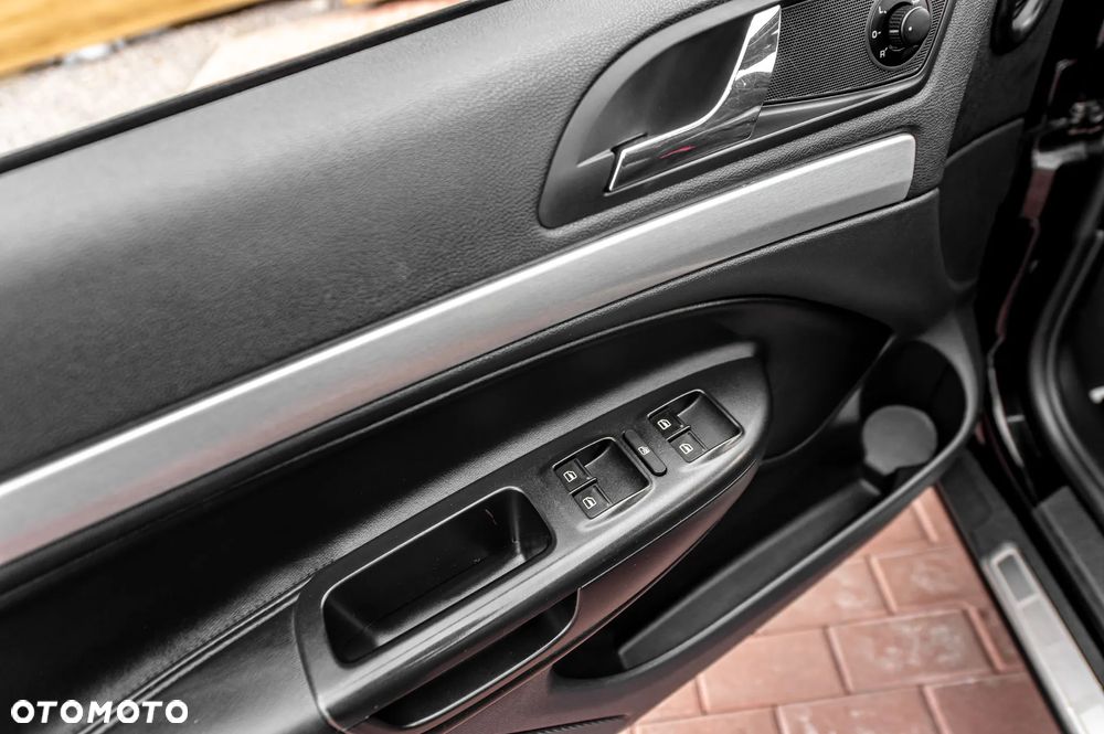 Skoda Octavia 2.0 TFSI RS DSG - 25