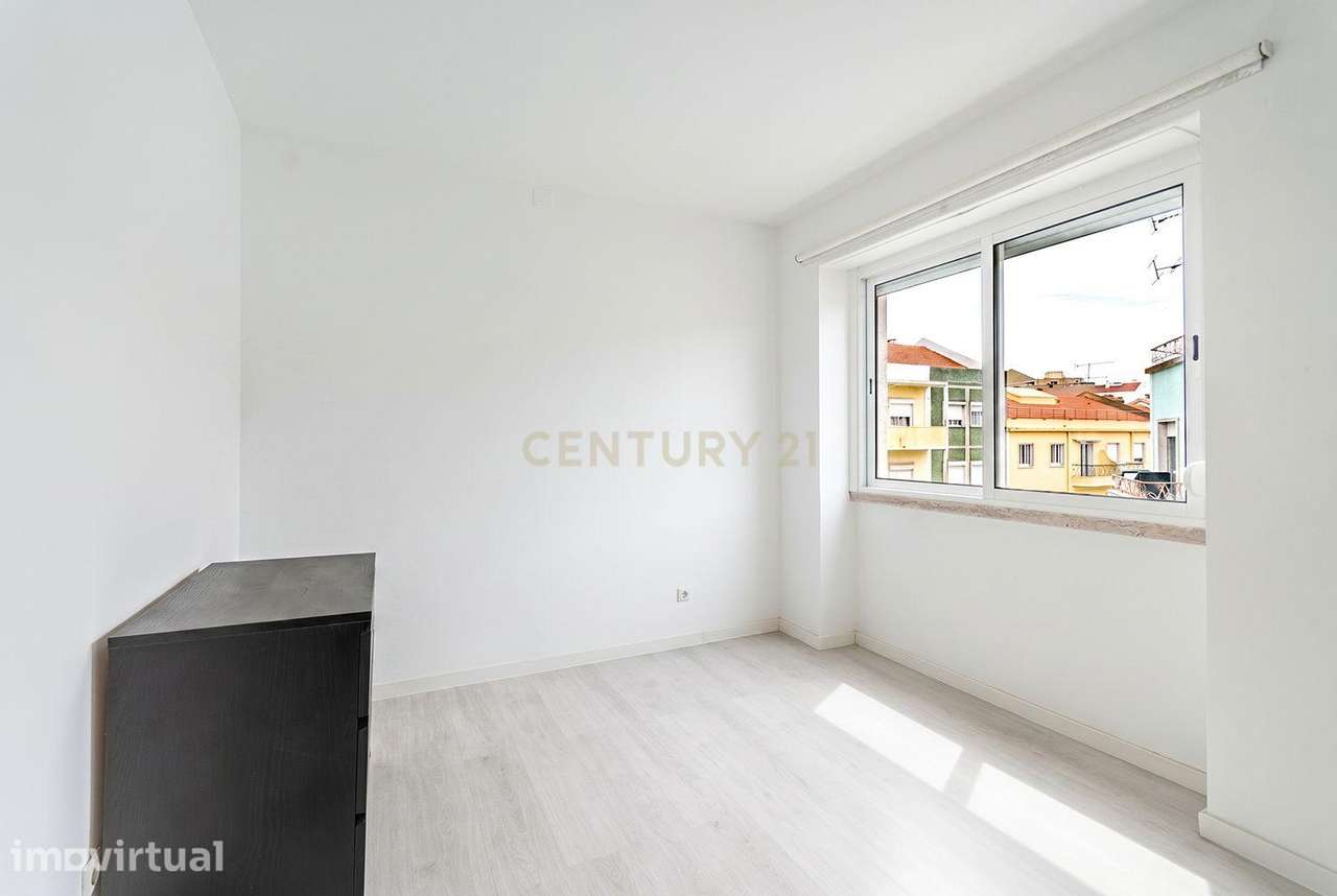 Apartamento T2 Remodelado no Centro de Odivelas — Conforto e Excelente - Grande imagem: 4/21
