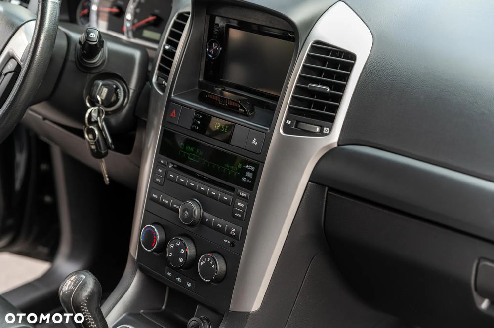 Chevrolet Captiva 2.0 d LS 5os - 29
