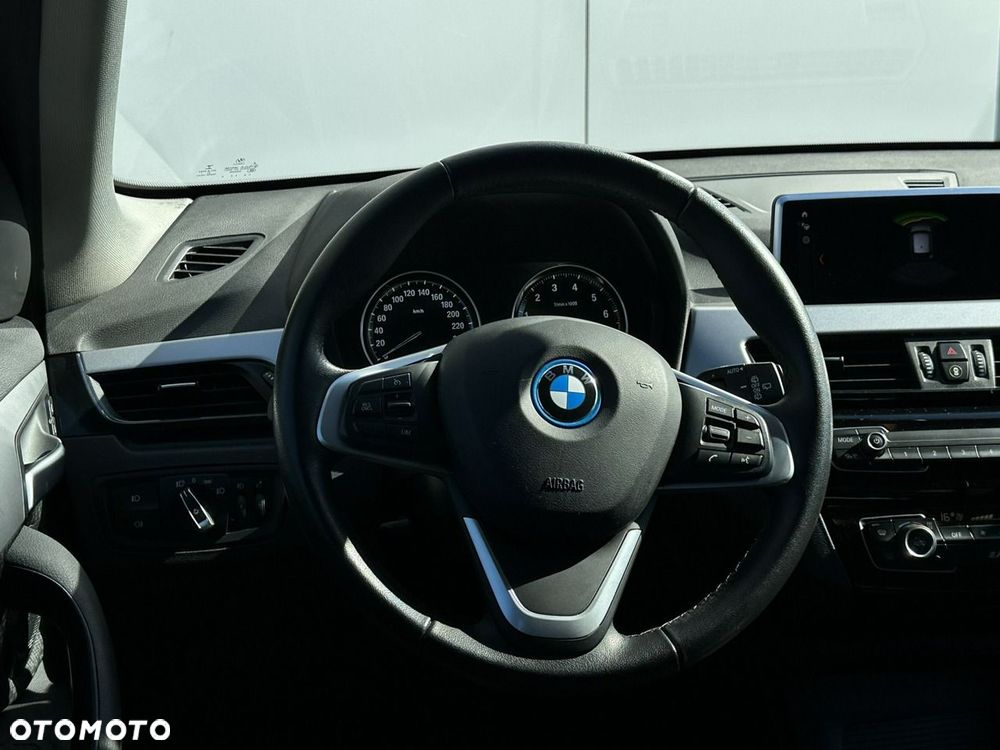 BMW X1 xDrive25e Advantage - 19