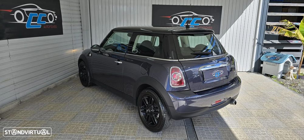 MINI 3 Portas Cooper D - 10