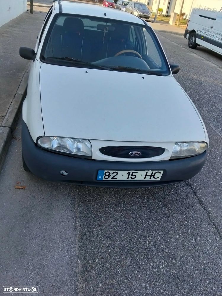 Ford Fiesta 1.8 D Studio - 1