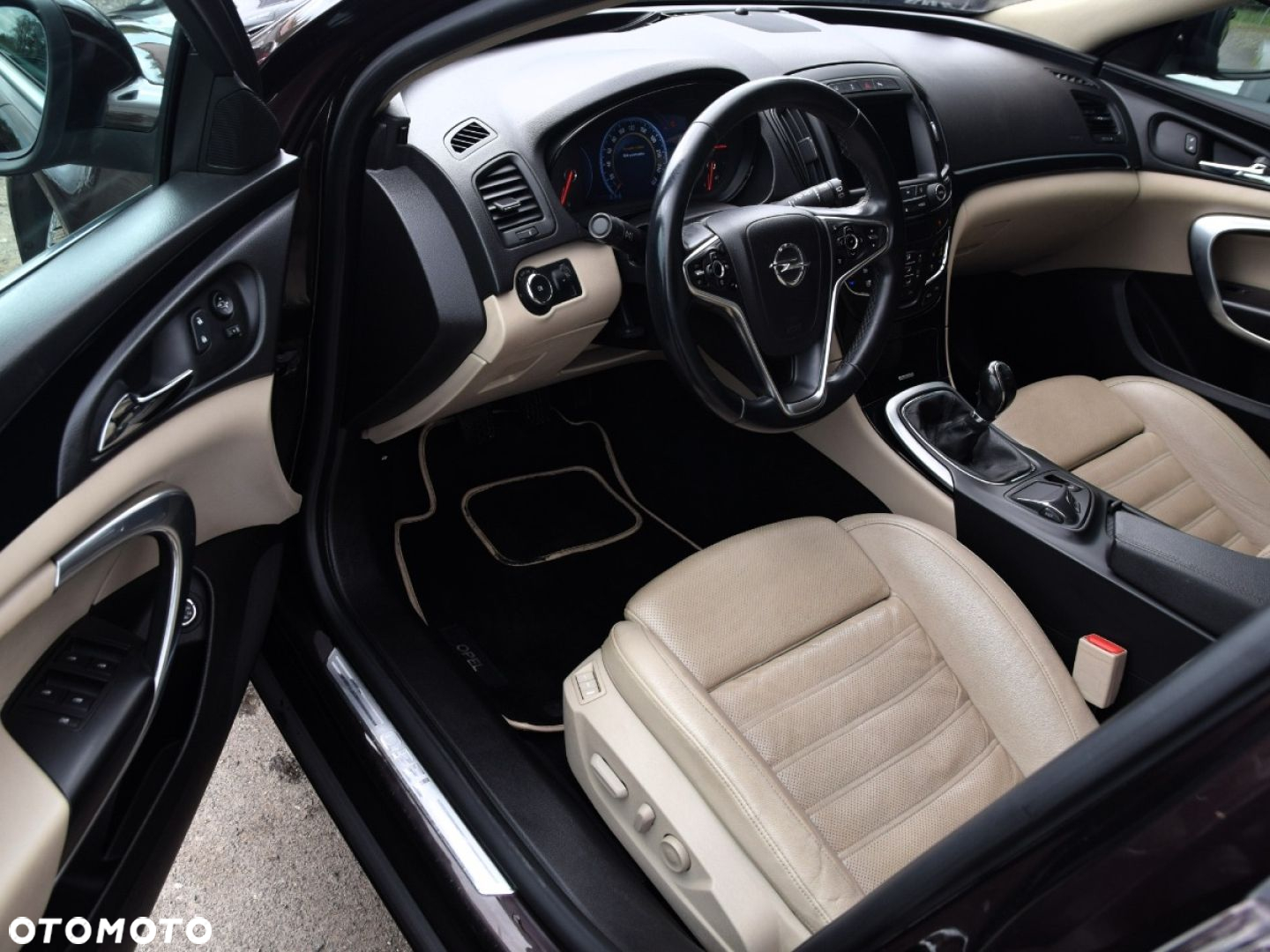 Opel Insignia - 19