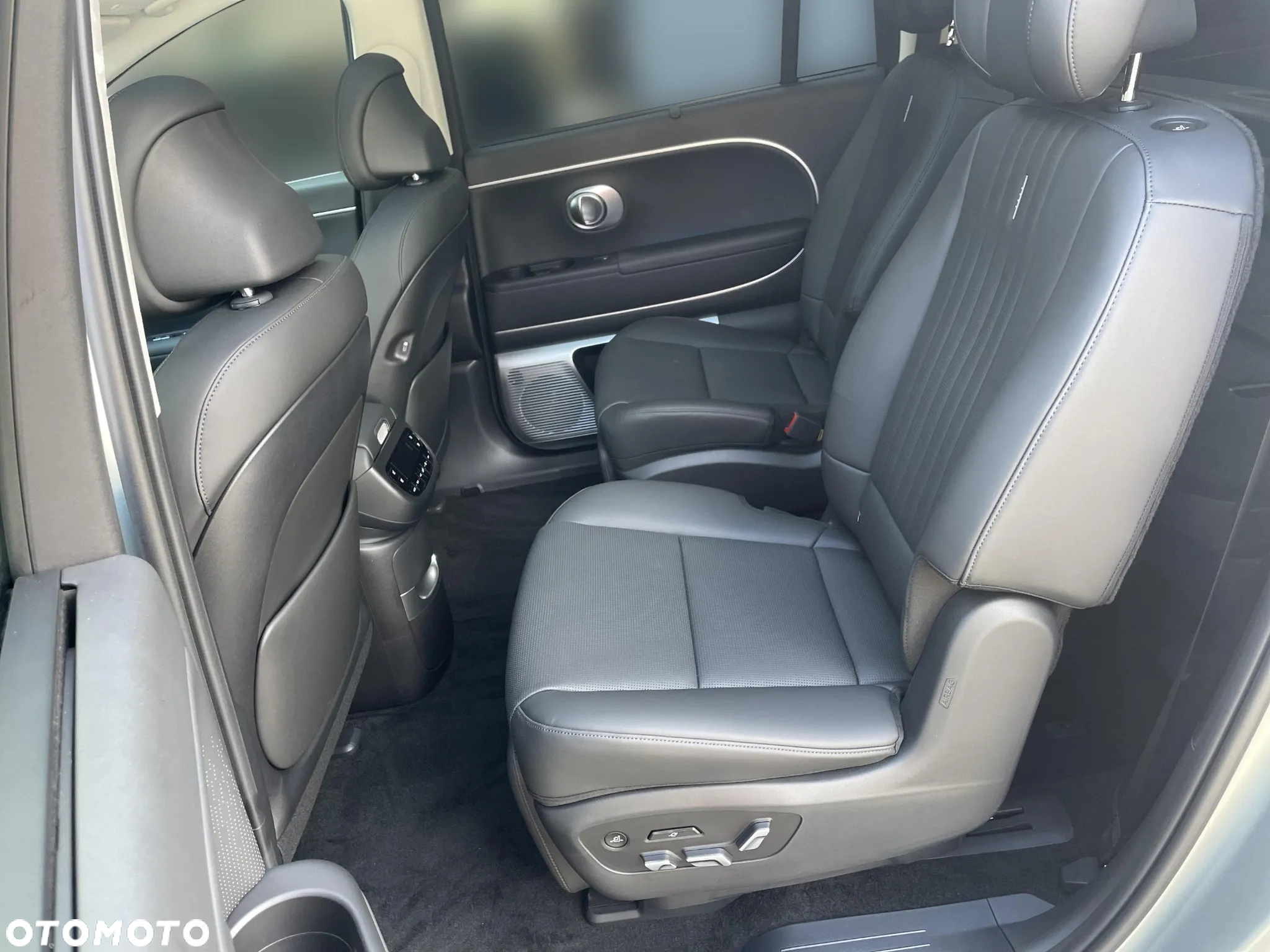 Hyundai IONIQ 9 - 23