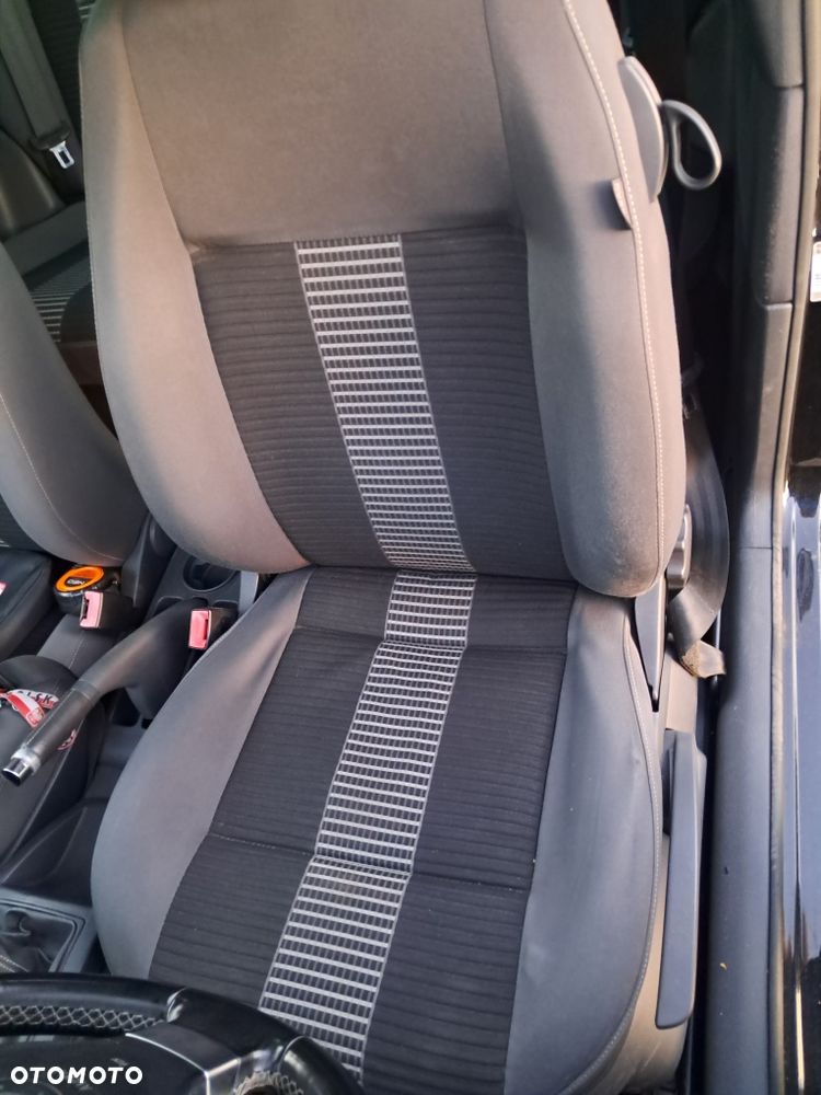 Volkswagen Polo - 6