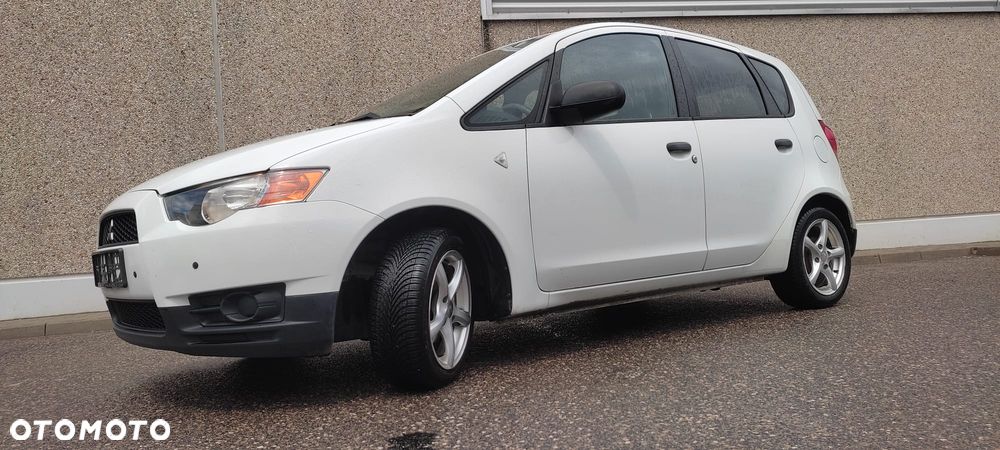 Mitsubishi Colt 1.3 Inform - 30