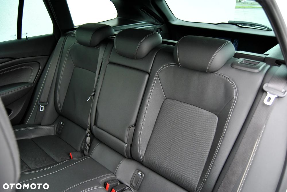 Opel Insignia CT 2.0 CDTI 4x4 Exclusive S&S - 19