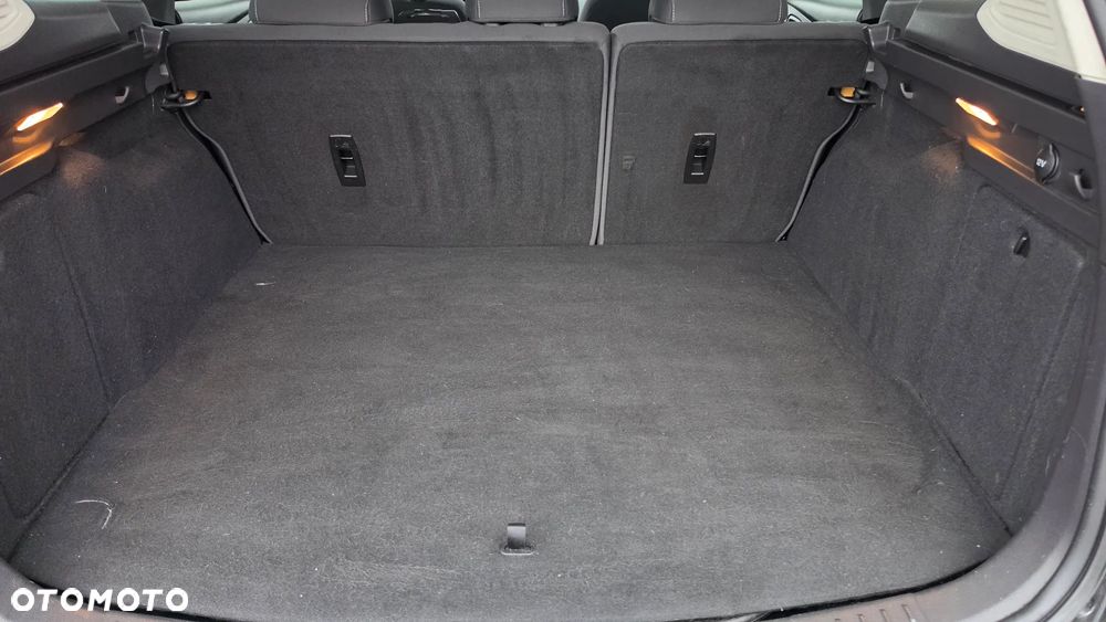 Ford Focus 1.0 EcoBoost Trend - 17