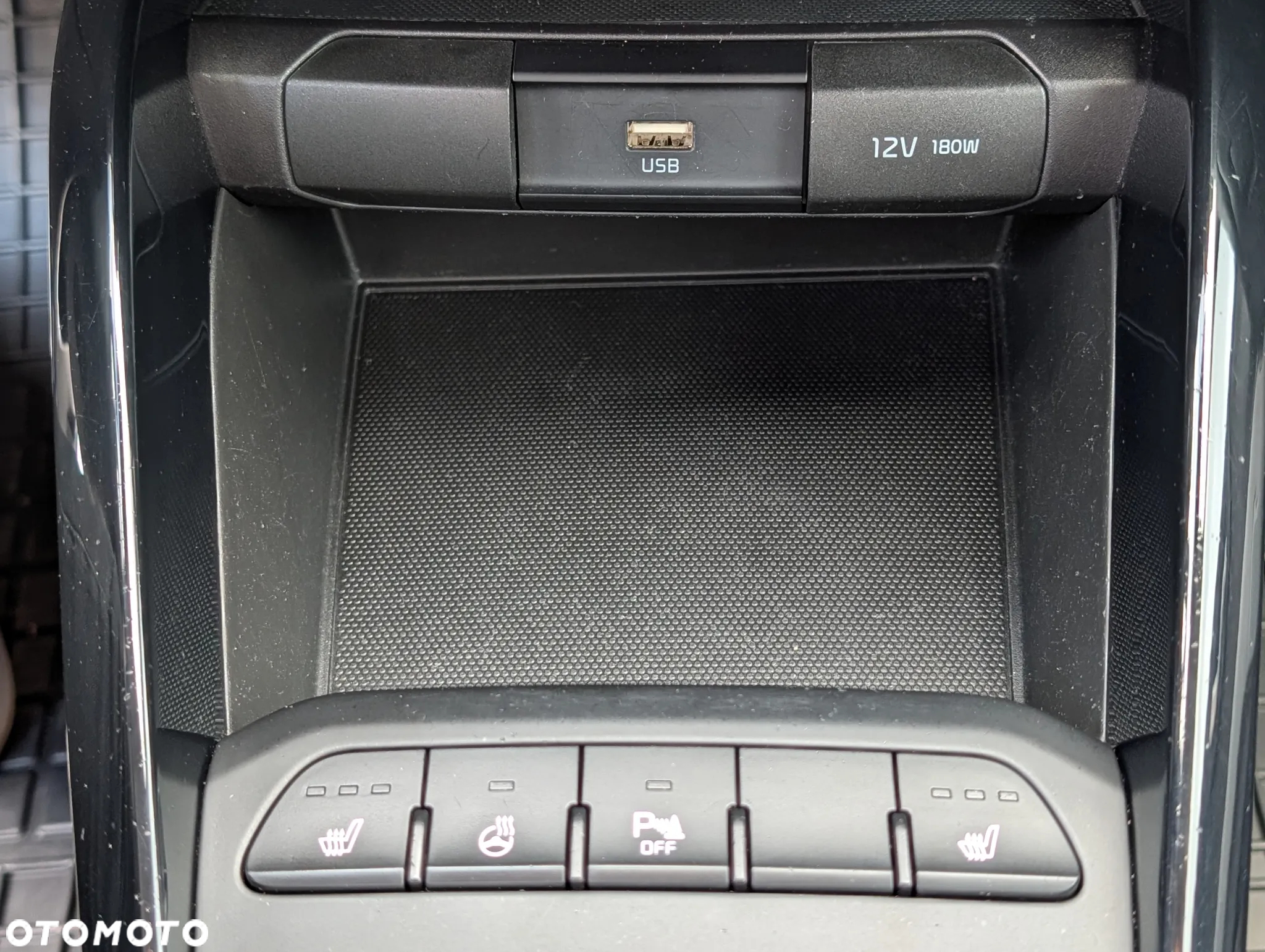 Kia Stonic 1.2 L Business Line - 25