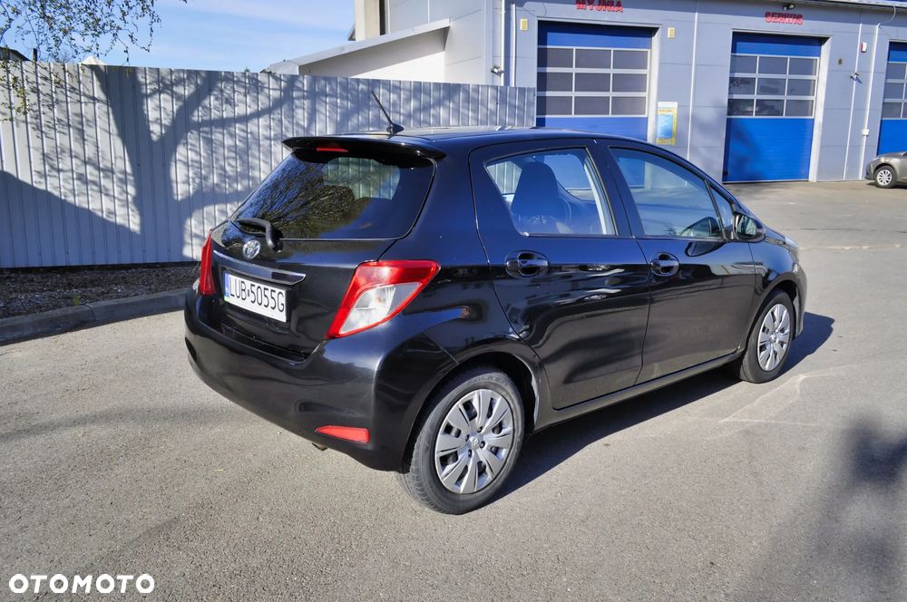Toyota Yaris - 7