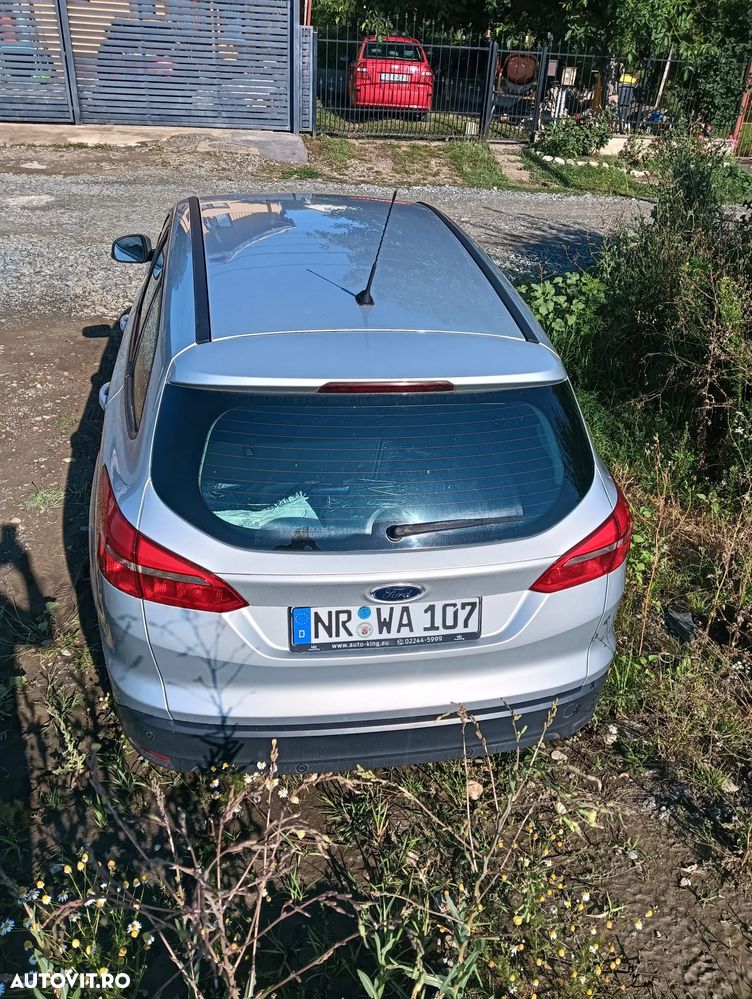 Ford Focus - 12