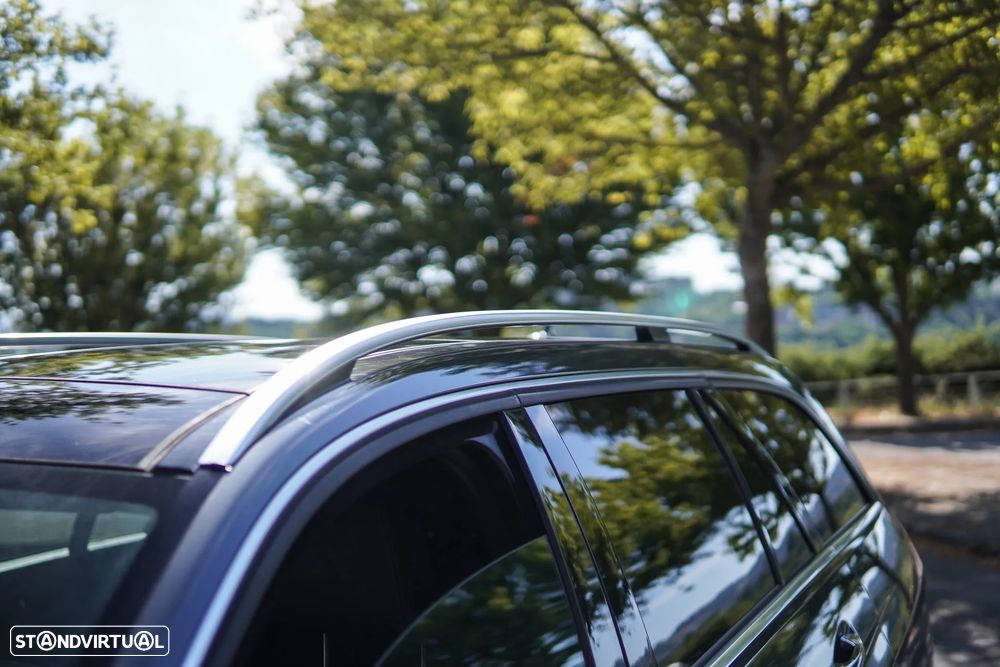 Mercedes-Benz E 300 Bluetec Hybrid Avantgarde - 14