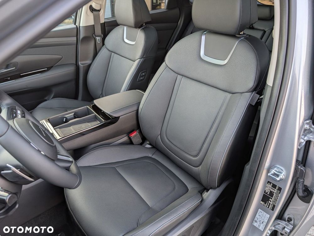 Hyundai Tucson 1.6 T-GDi HEV Platinum 2WD - 16
