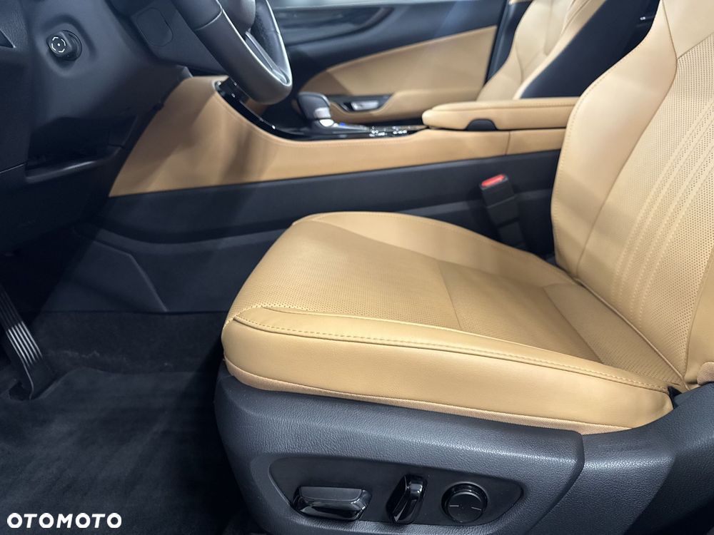 Lexus NX - 14