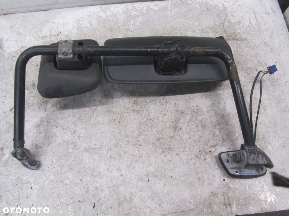 Mercedes Actros MP3 06->lusterko lewy przód UK - 6