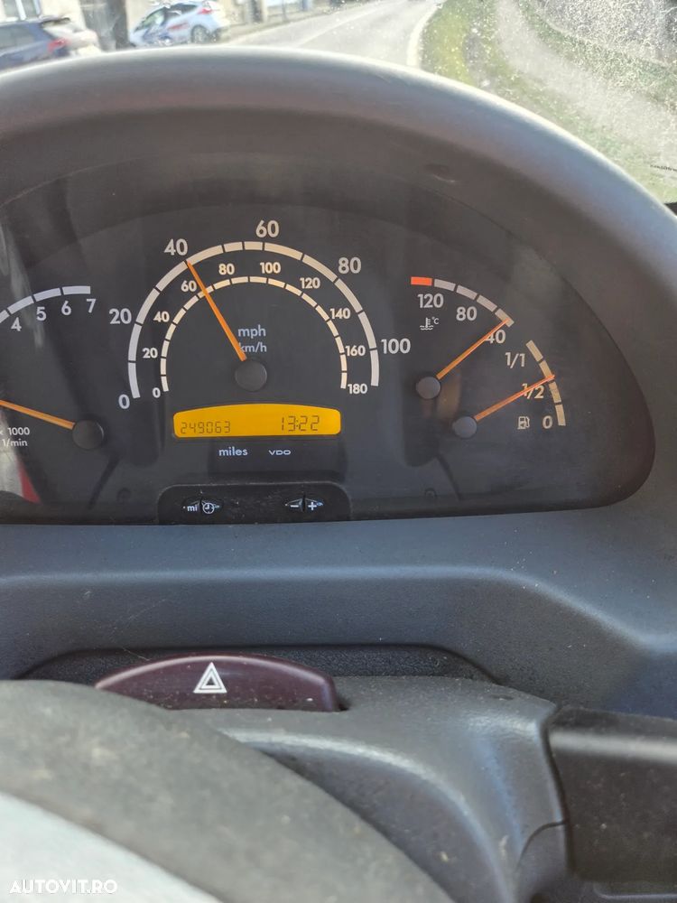 Mercedes-Benz Sprinter - 2