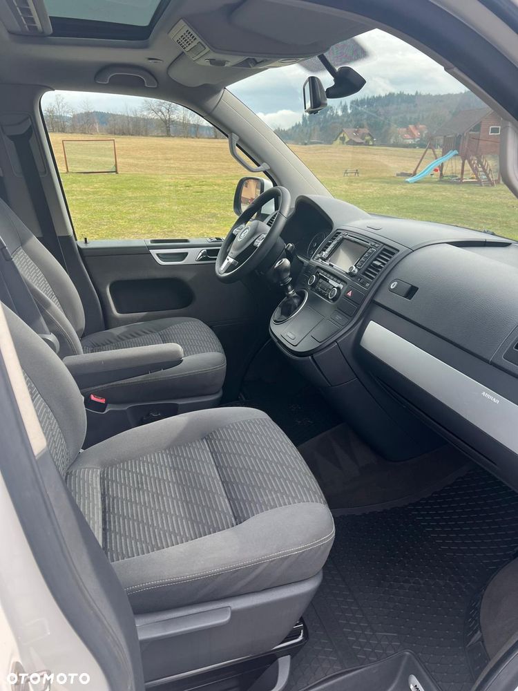 Volkswagen Multivan - 18