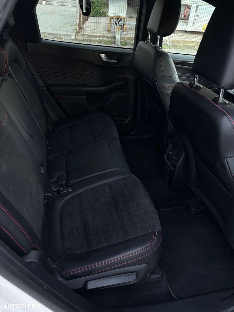 Ford Kuga 2.5 Duratec PHEV ST Line X - 9