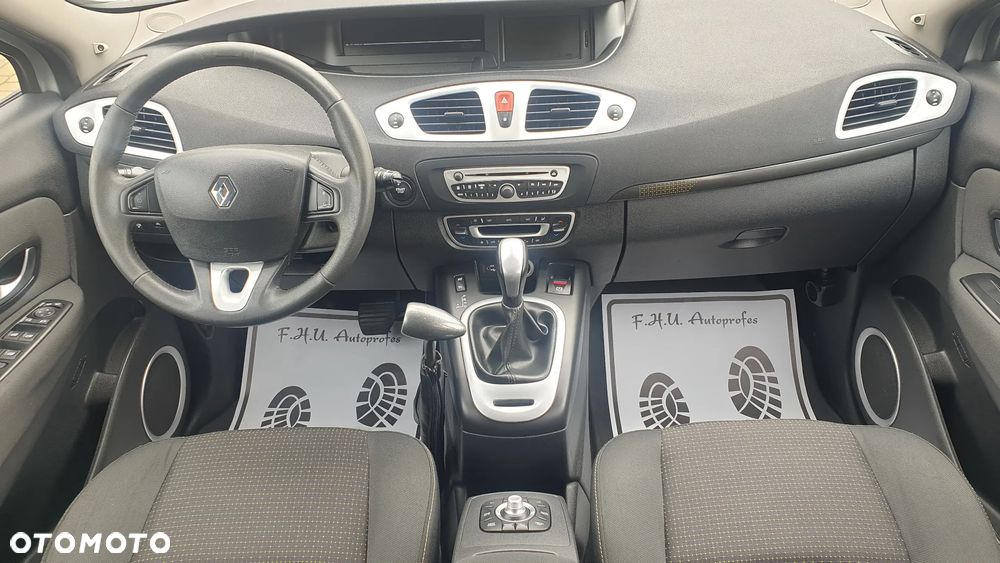 Renault Scenic - 13