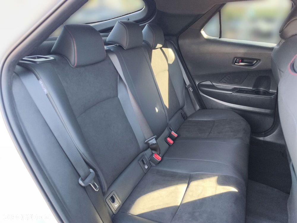 Toyota C-HR 2.0 PHEV Dynamic Force GR Sport - 11