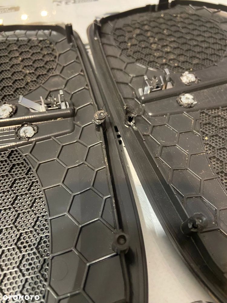 BLENDA GŁOŚNIKA LEWA PRAWA AUDI Q7 4M0.868.151.A 4M0.868.152.A - 7