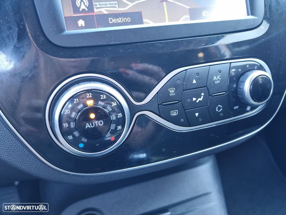 Renault Captur 1.5 dCi Exclusive - 11