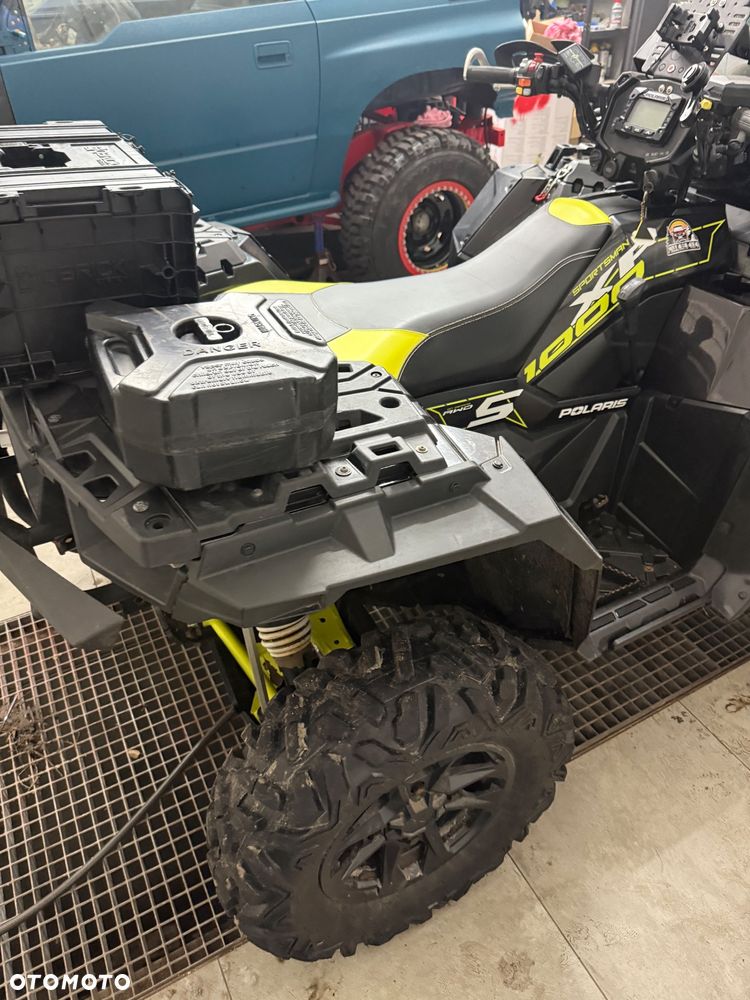 Polaris Sportsman - 4