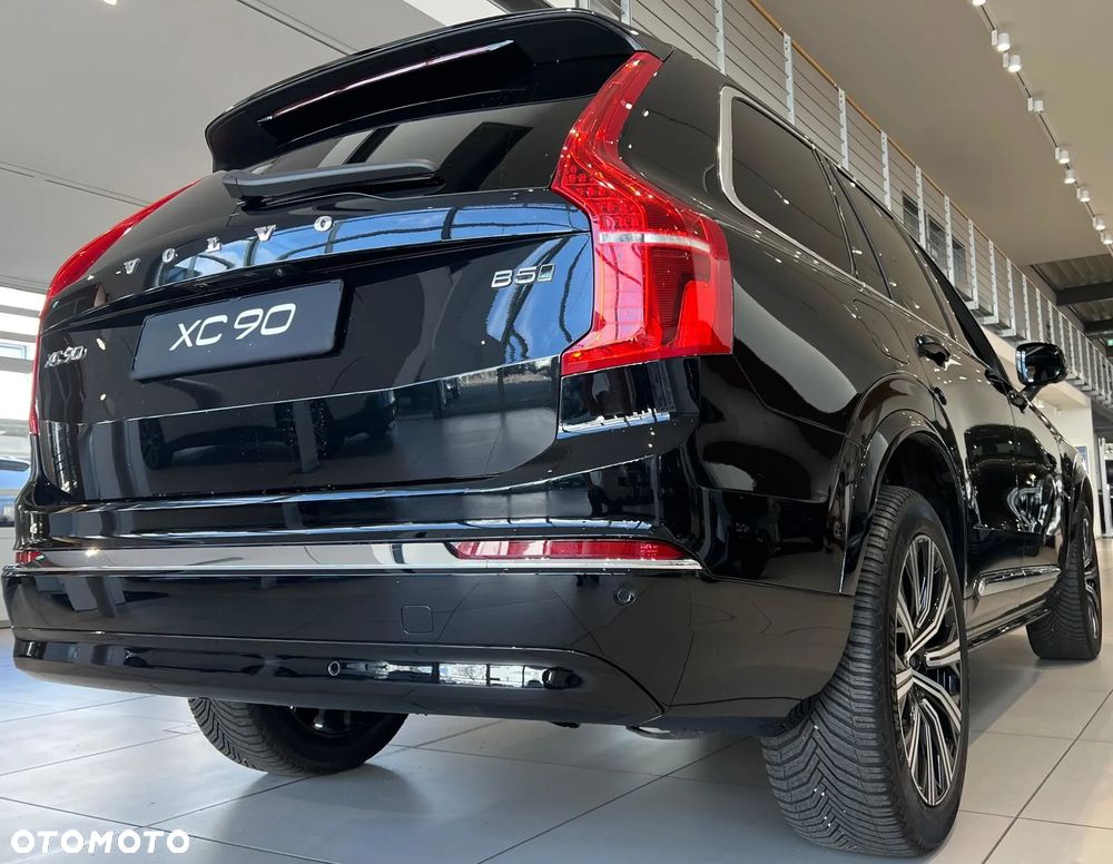 Volvo XC 90 B5 D AWD Ultimate Dark 7os - 12