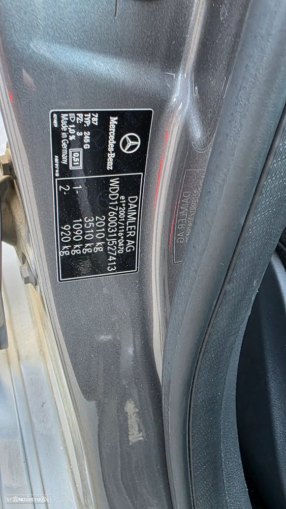 Mercedes-Benz A 220 d 7G-DCT AMG Line - 24