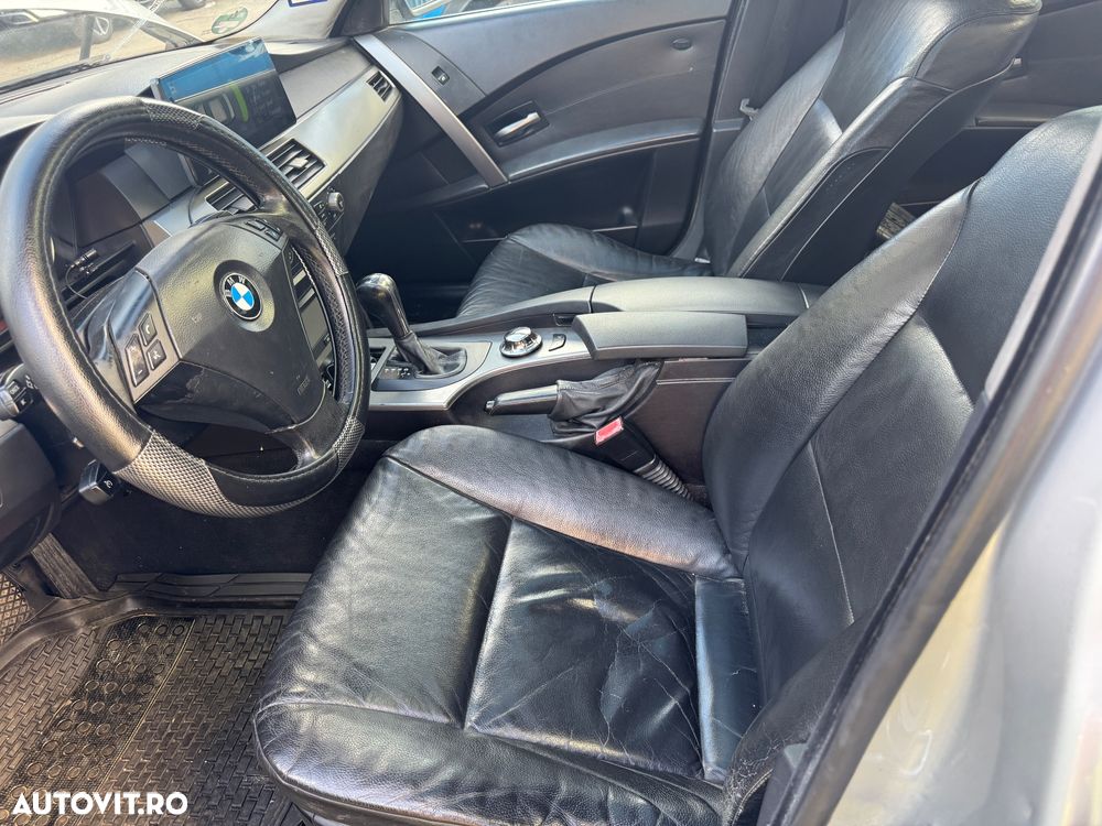 BMW Seria 5 525d Aut. - 10