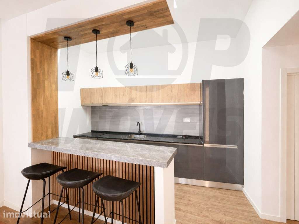 Apartamento T1 Duplex Remodelado - Centro Histórico Olhão - 745.000€ - Grande imagem: 2/15