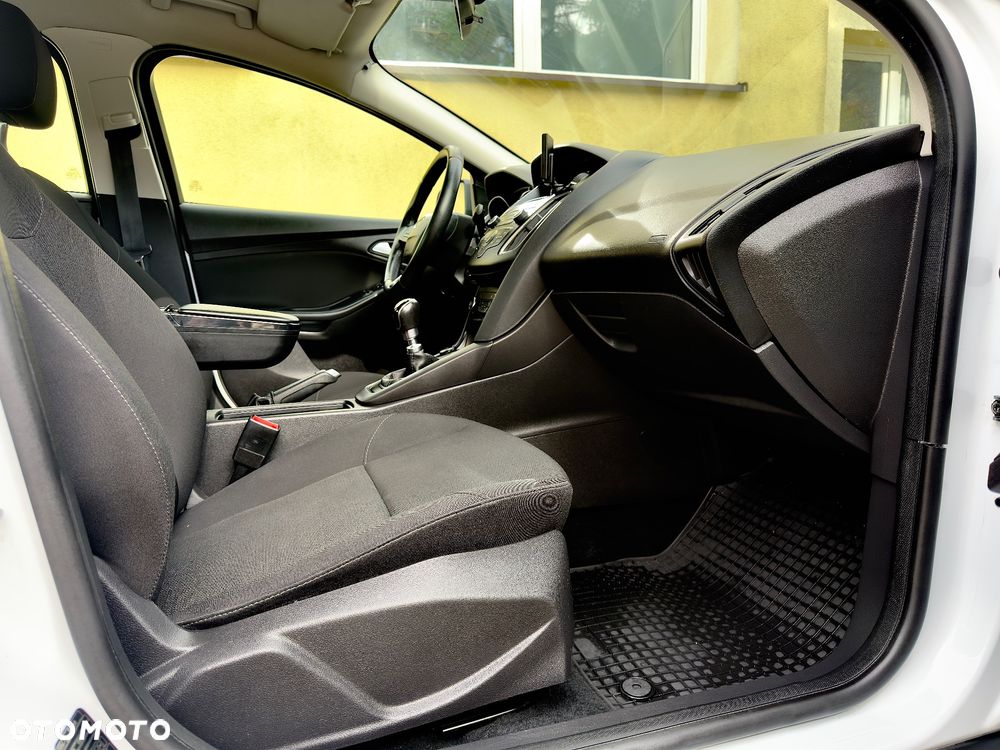 Ford Focus - 14