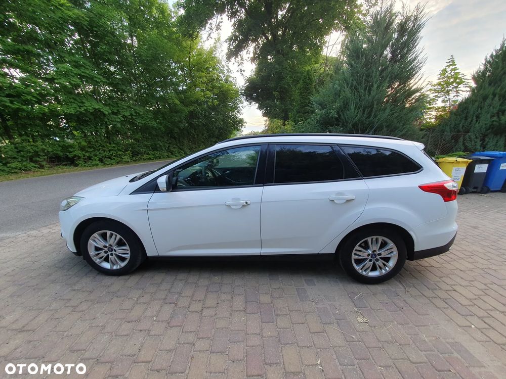 Ford Focus 1.6 Edition - 4