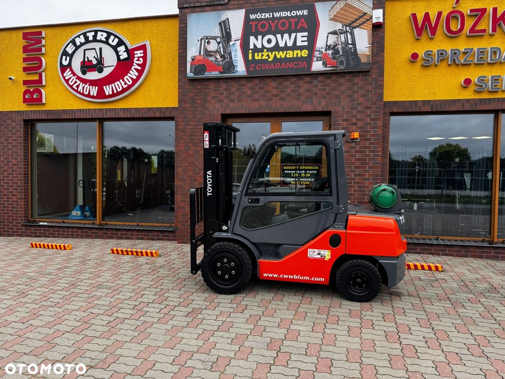 Toyota 02-8FGJF35 - 2