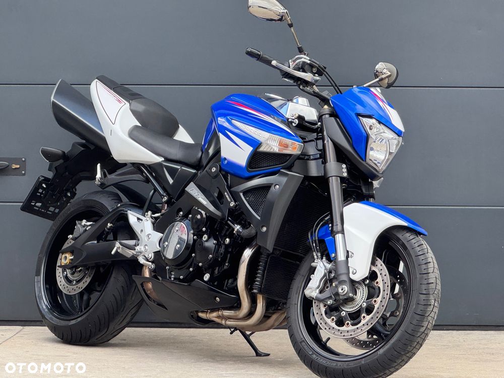 Suzuki GSX