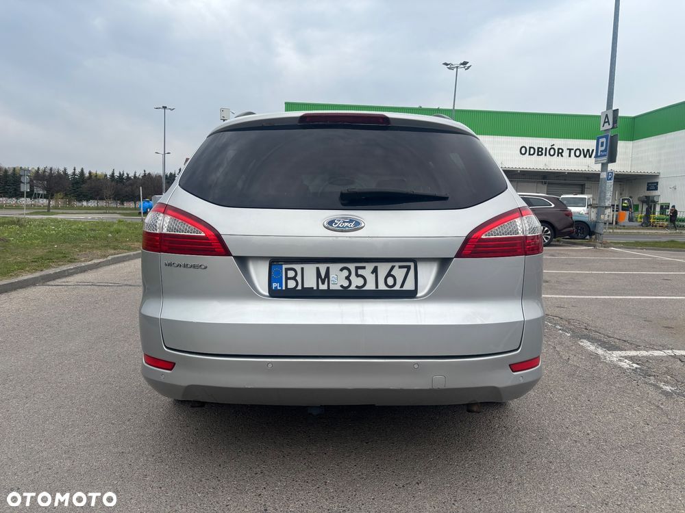 Ford Mondeo 2.5 Titanium - 16